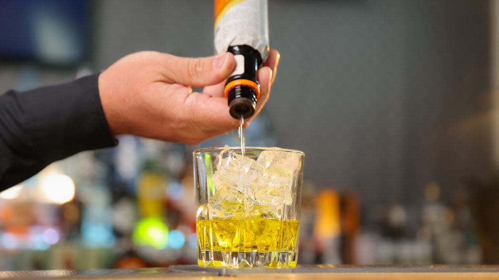 Cocktail avec bitters