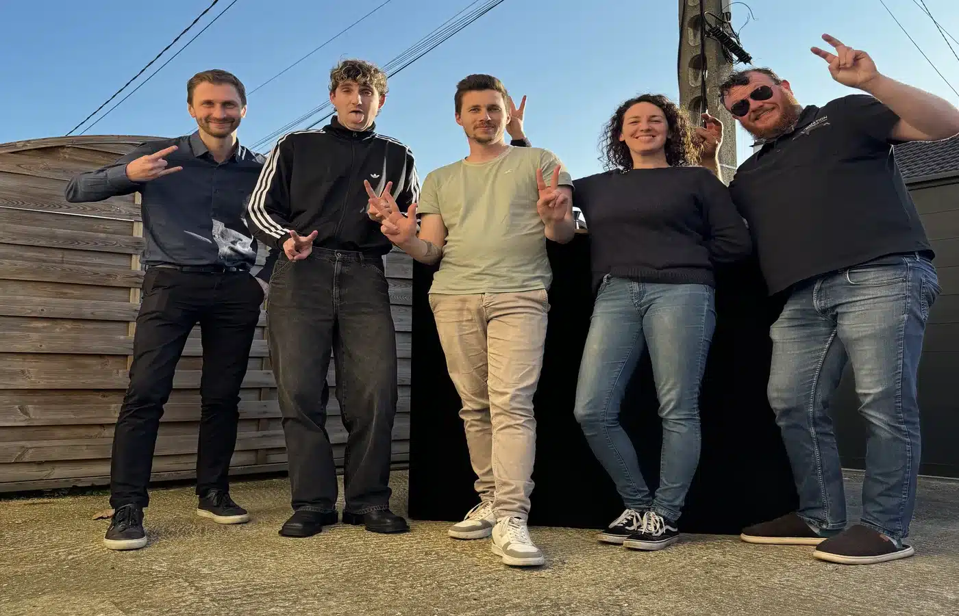 Groupe de stagiaires Formation Barman à la fin de leur session présentielle